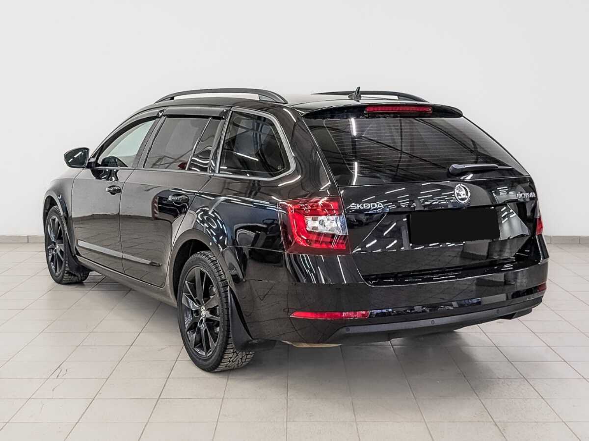 Skoda Octavia 2019 года с пробегом. Фото: #6