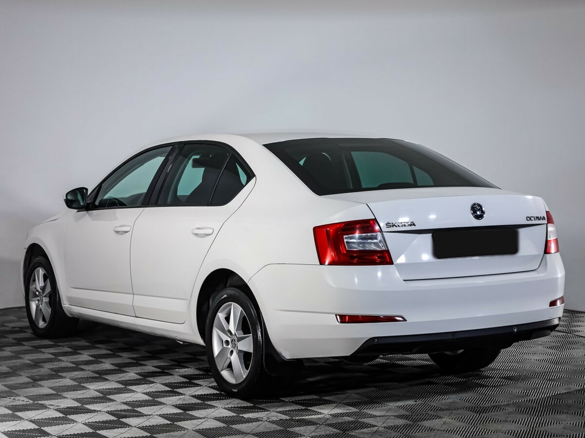 Skoda Octavia 2015 года с пробегом. Фото: #5