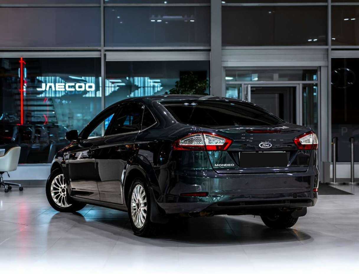 Ford Mondeo 2012 года с пробегом. Фото: #2