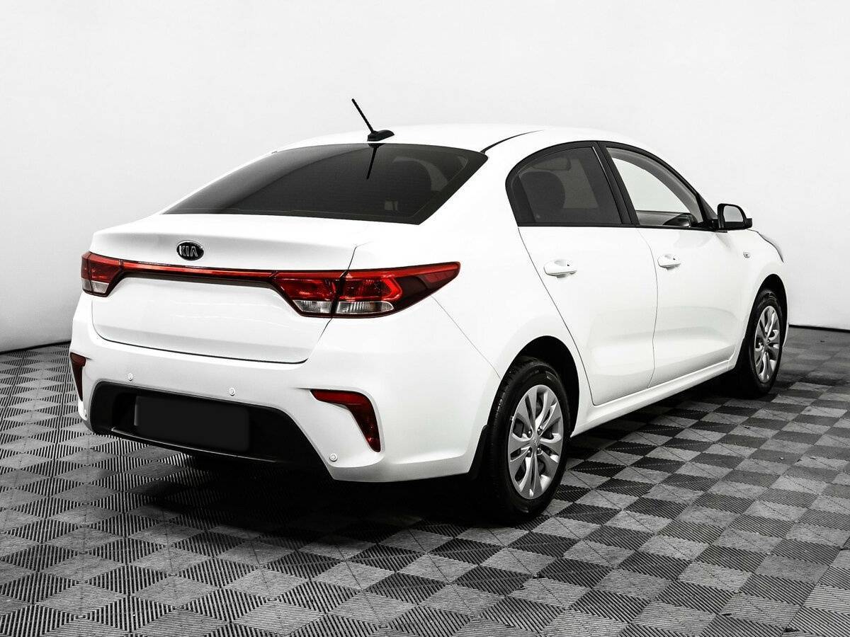 Kia Rio 2018 года с пробегом. Фото: #4