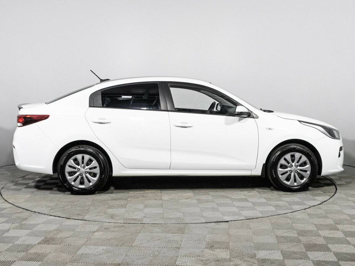 Kia Rio 2019 года с пробегом. Фото: #3