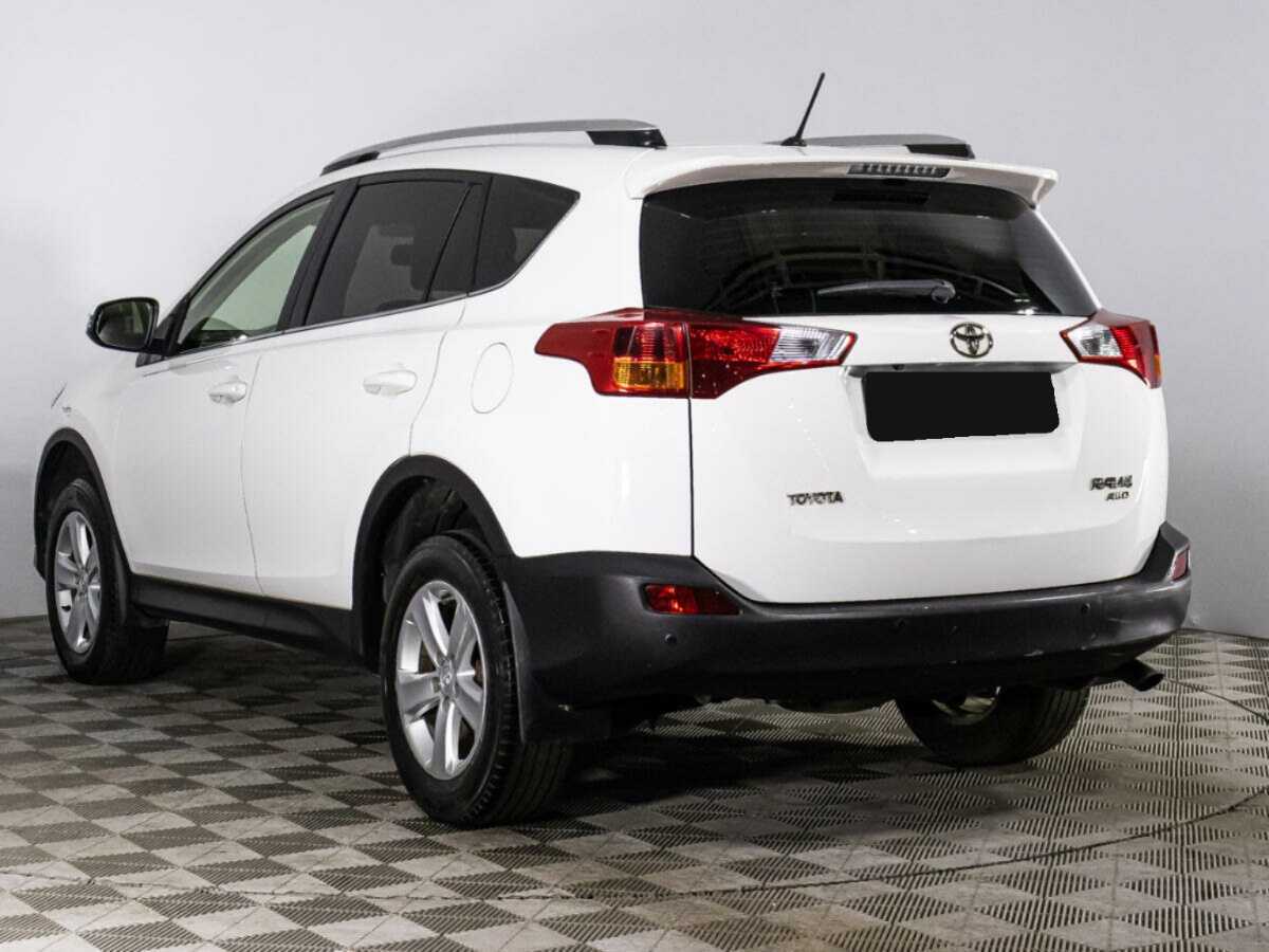 Toyota RAV4 2013 года с пробегом. Фото: #6
