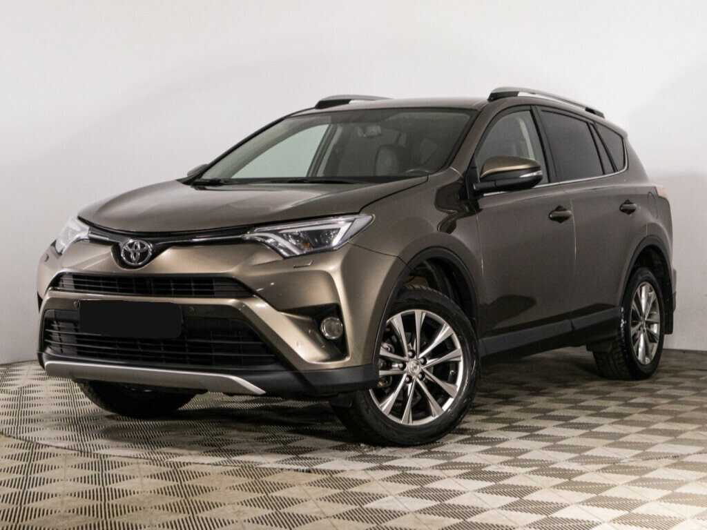 Toyota RAV4 2017 года с пробегом. Посмотреть фото