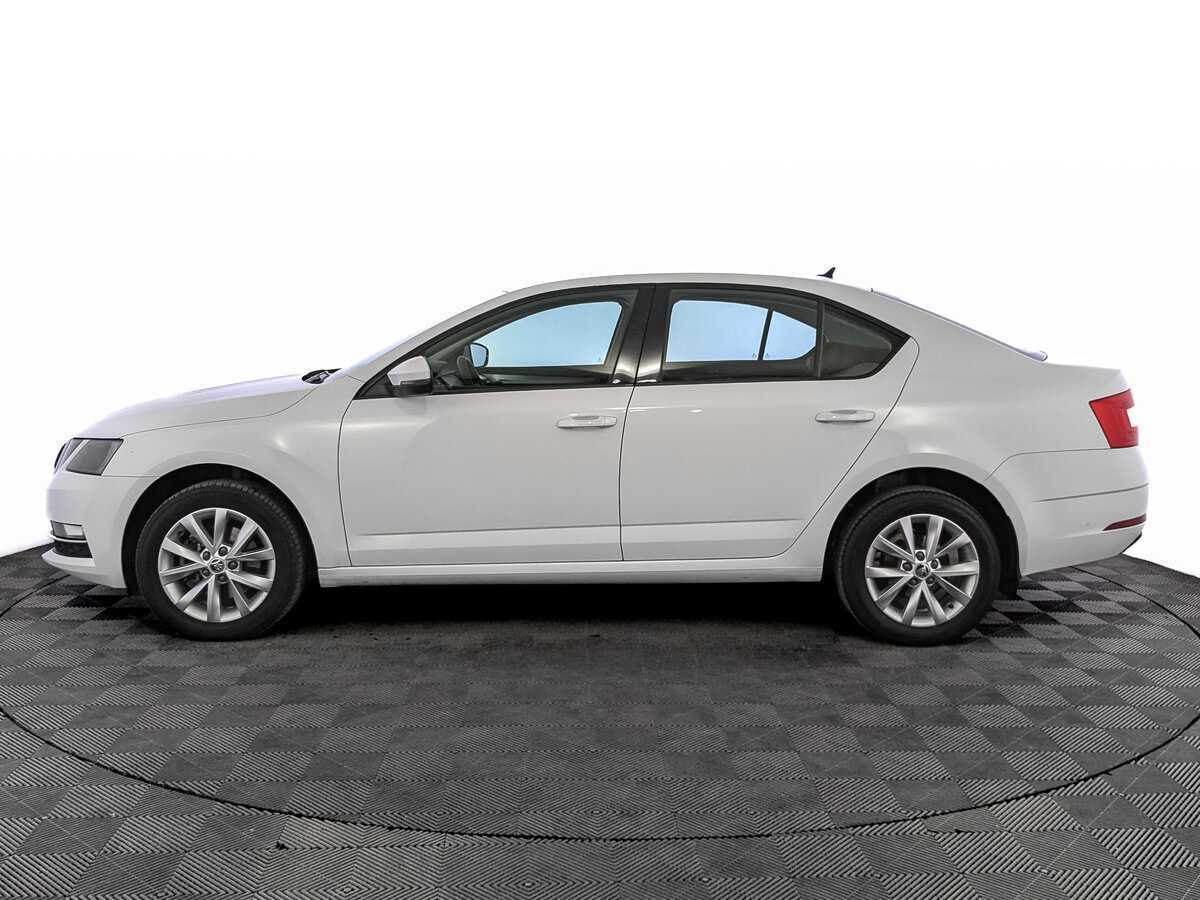 Skoda Octavia 2019 года с пробегом. Фото: #7