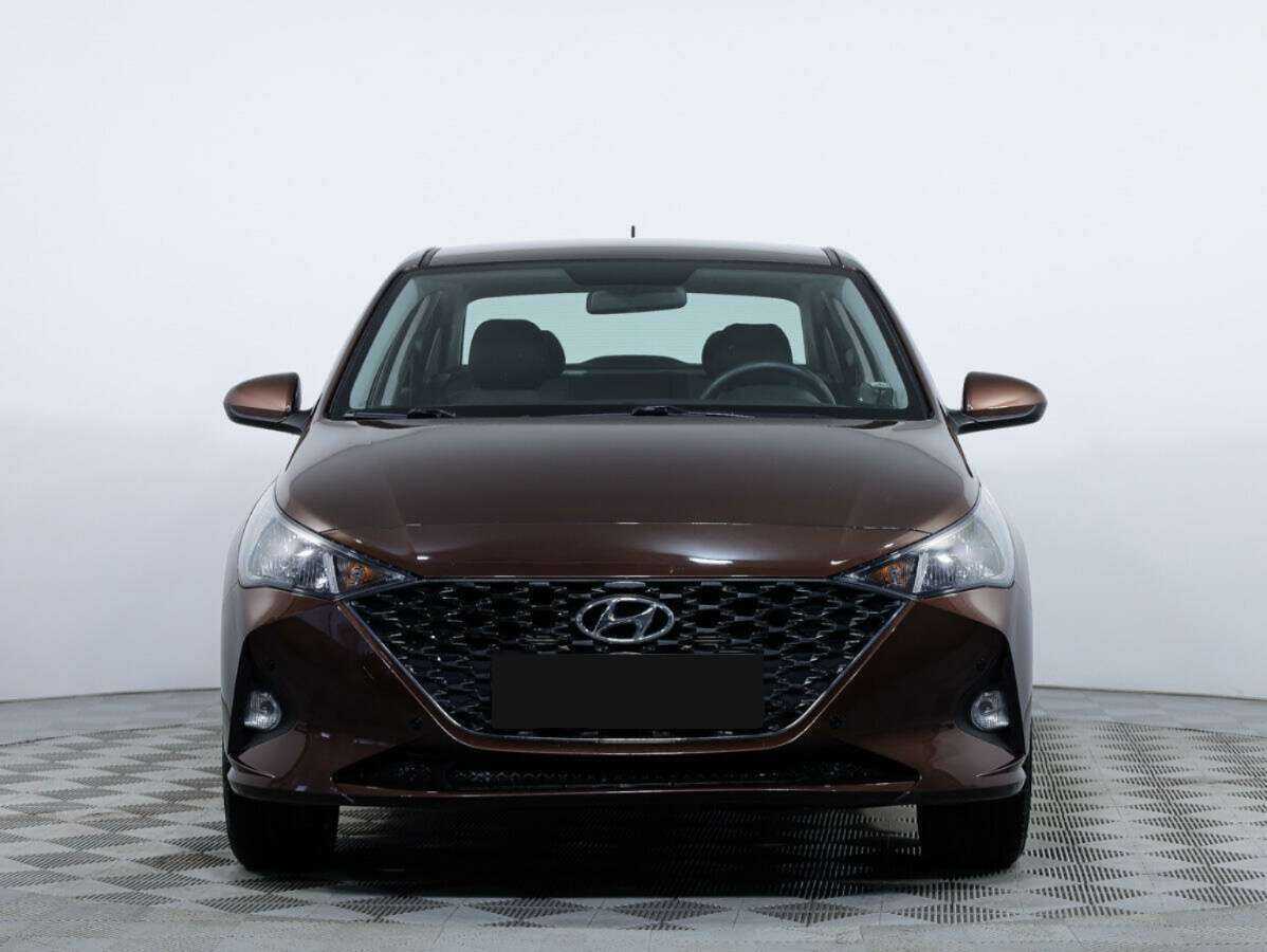 Hyundai Solaris 2021 года с пробегом. Посмотреть фото