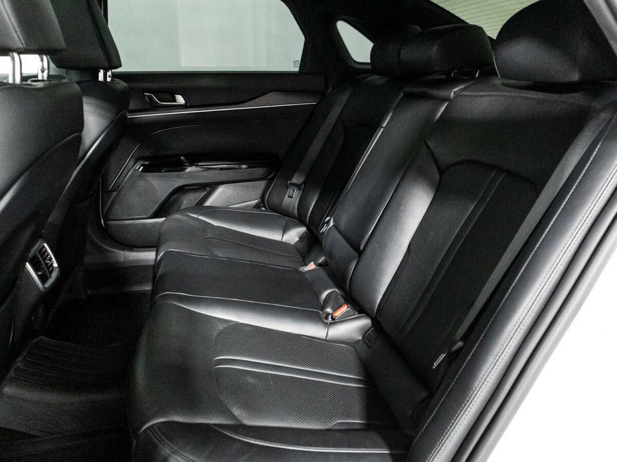 Kia K5 2020 года с пробегом. Фото: #9