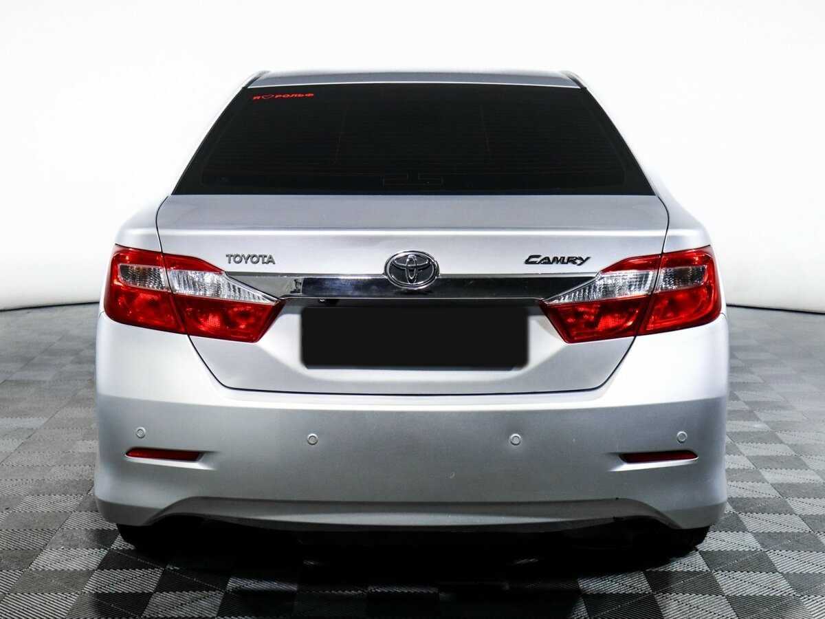 Toyota Camry 2013 года с пробегом. Фото: #5