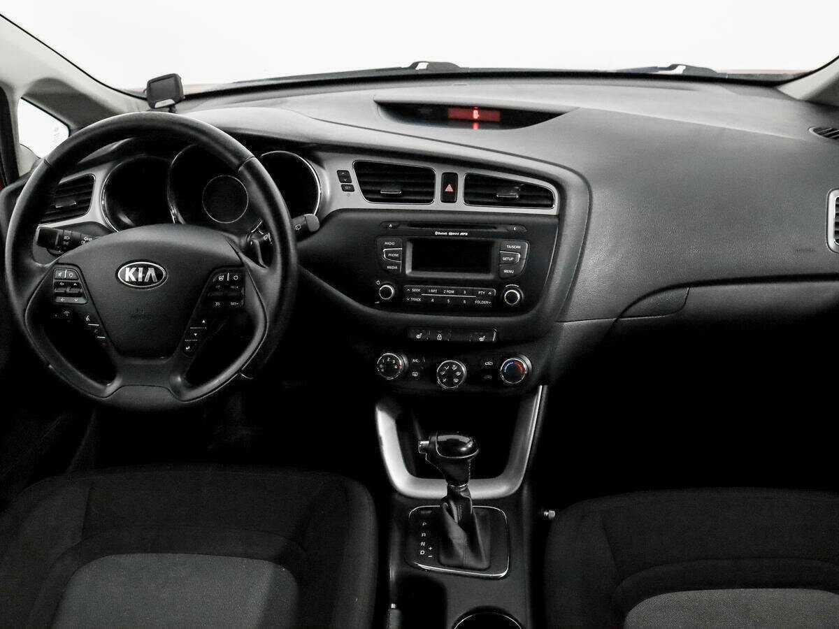 Kia Ceed 2014 года с пробегом. Фото: #11