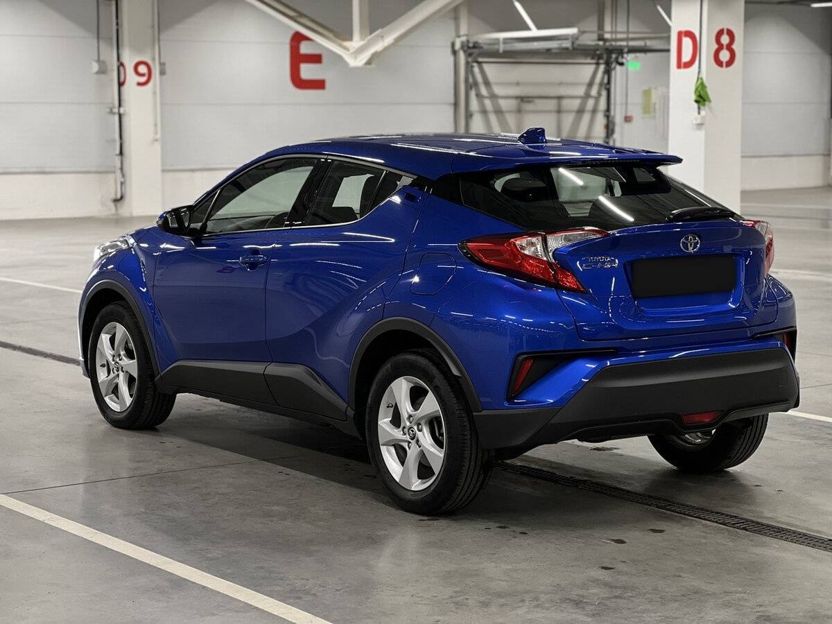 Toyota C-HR 2019 года с пробегом. Фото: #6