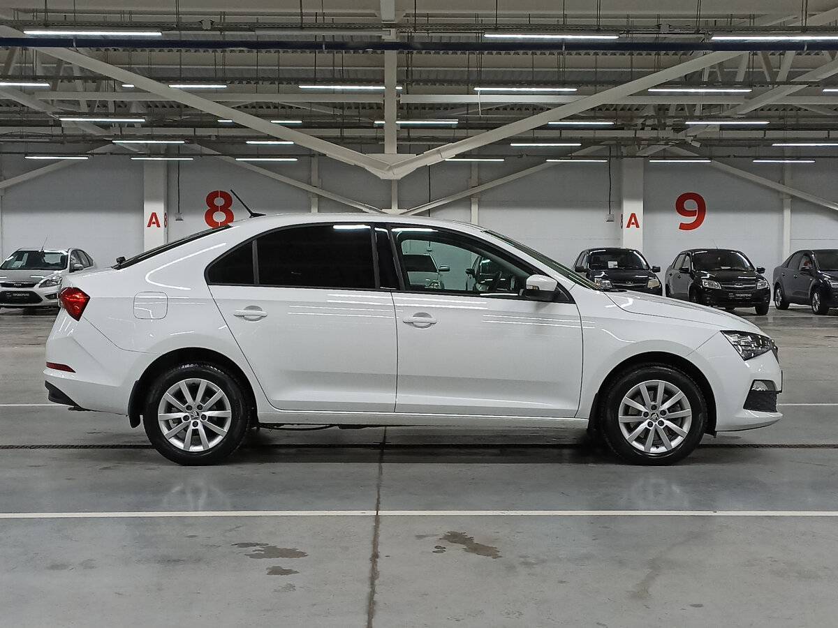 Skoda Rapid 2022 года с пробегом. Фото: #3