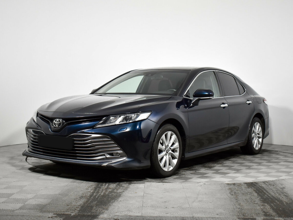 Toyota Camry 2018 года с пробегом. Фото: #0
