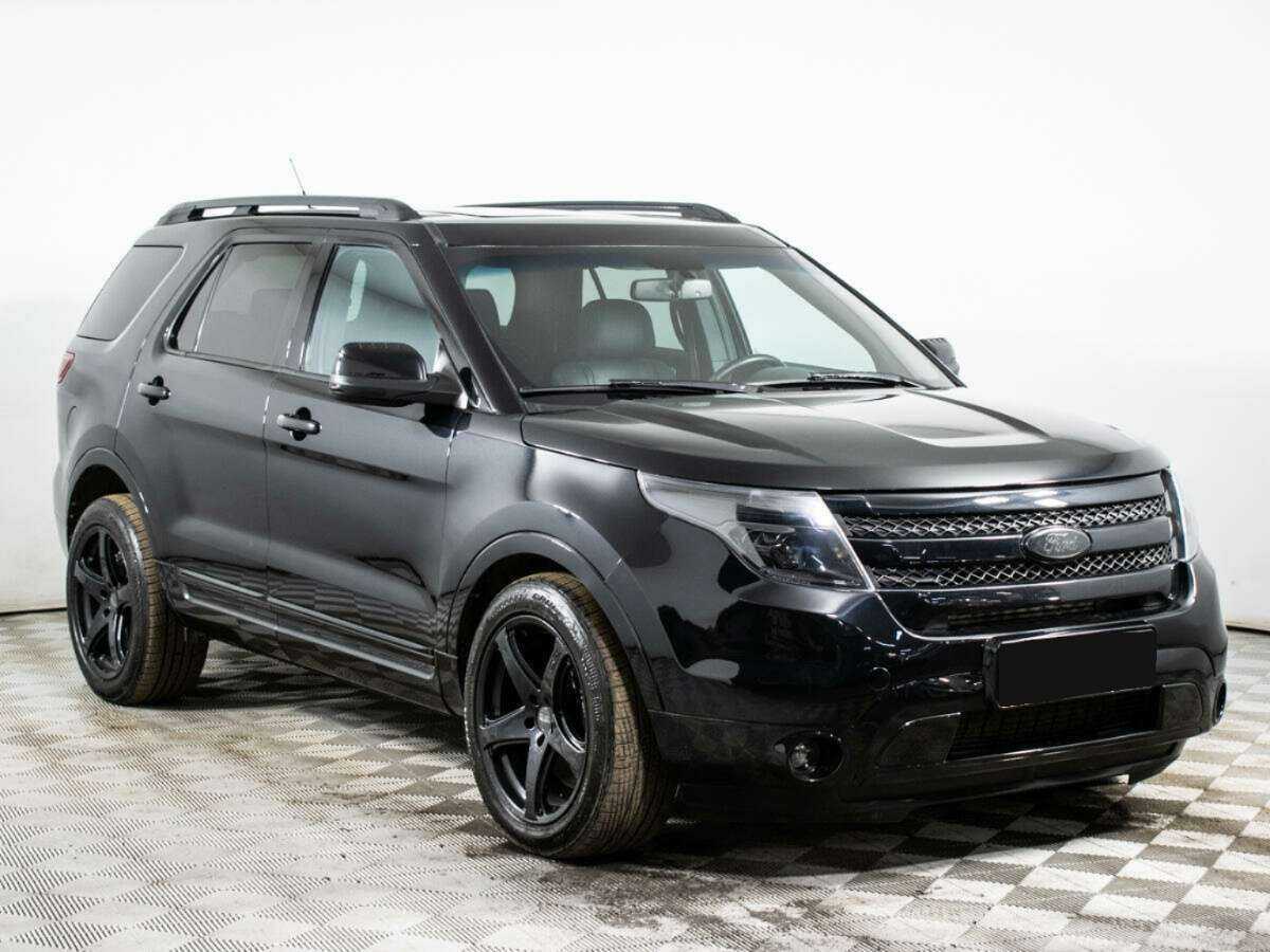 Ford Explorer 2013 года с пробегом. Фото: #2