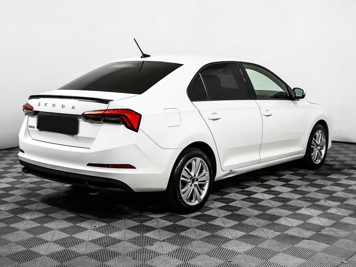Skoda Rapid 2021 года с пробегом. Фото: #4