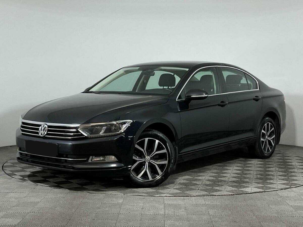 Volkswagen Passat 2018 года с пробегом. Фото: #0