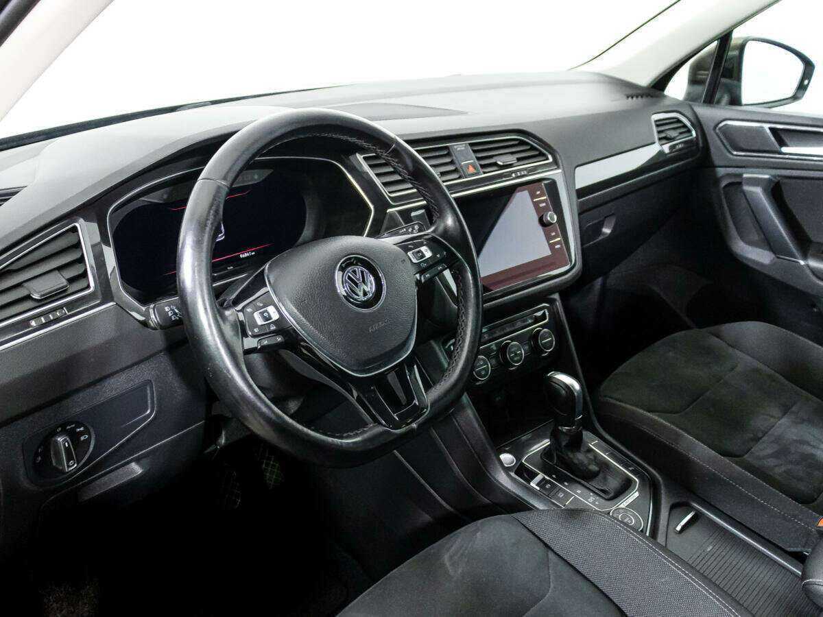 Volkswagen Tiguan 2018 года с пробегом. Фото: #10
