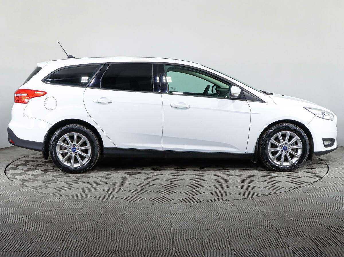 Ford Focus 2018 года с пробегом. Фото: #3