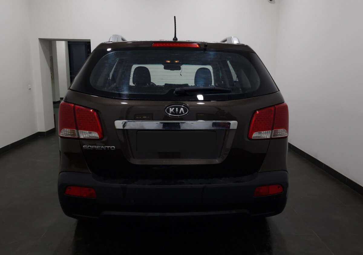 Kia Sorento 2012 года с пробегом. Фото: #2
