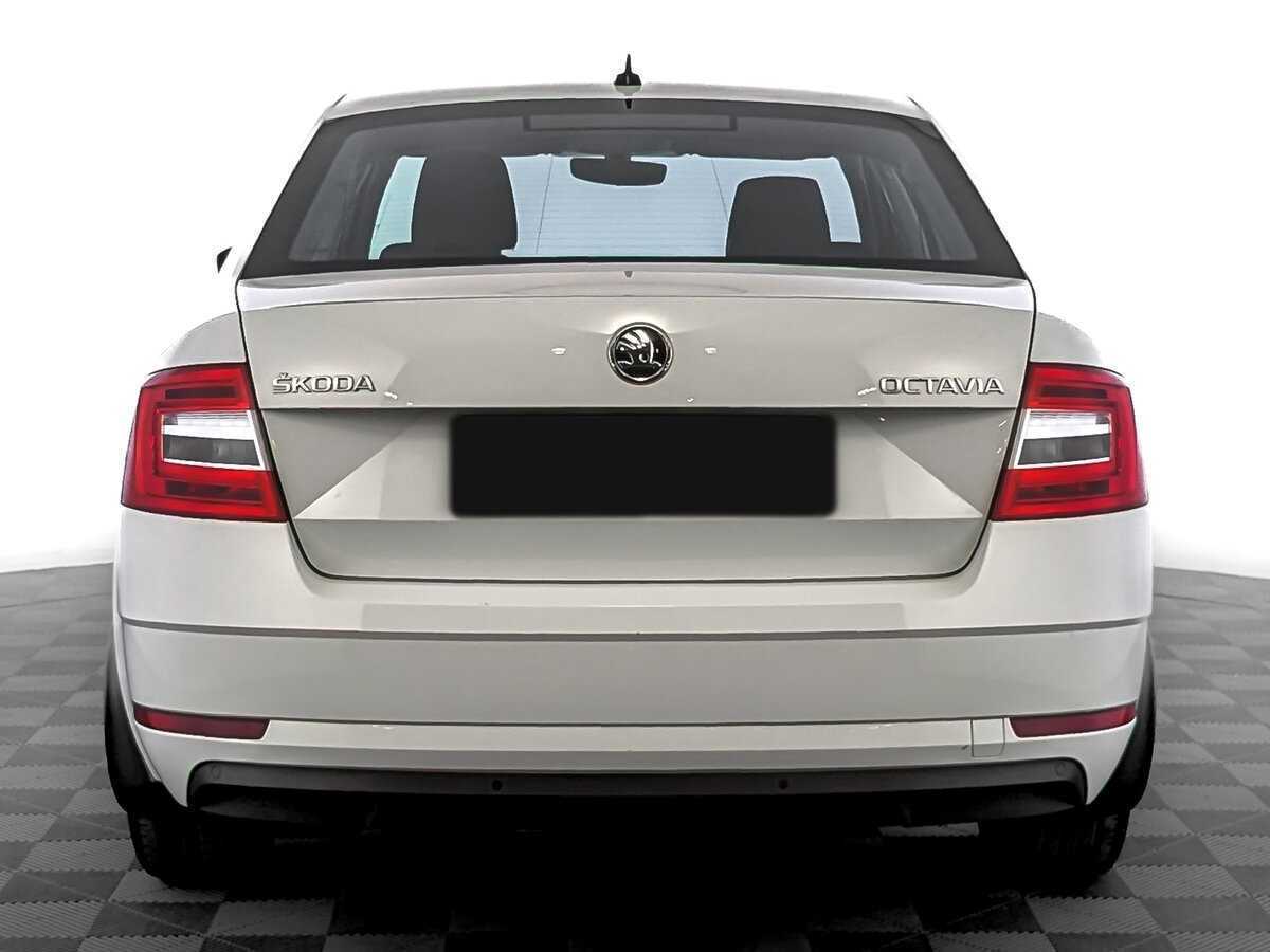 Skoda Octavia 2018 года с пробегом. Фото: #5