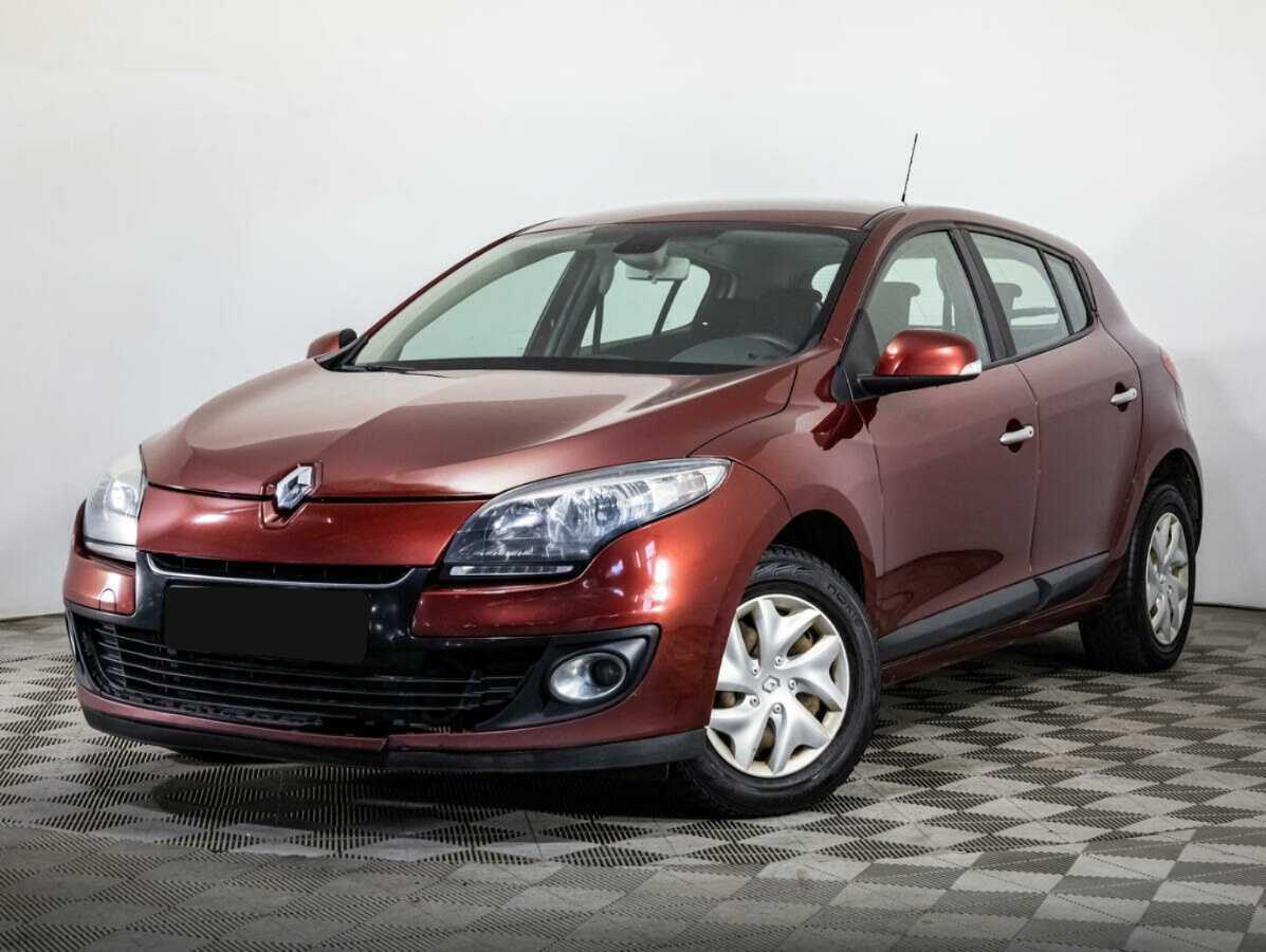 Renault Megane 2014 года с пробегом. Посмотреть фото