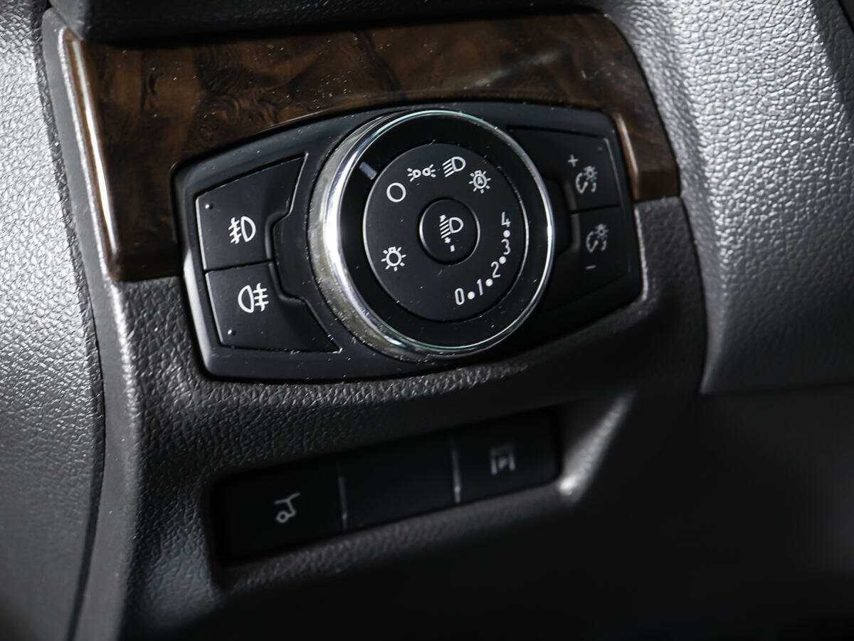 Ford Explorer 2013 года с пробегом. Фото: #20