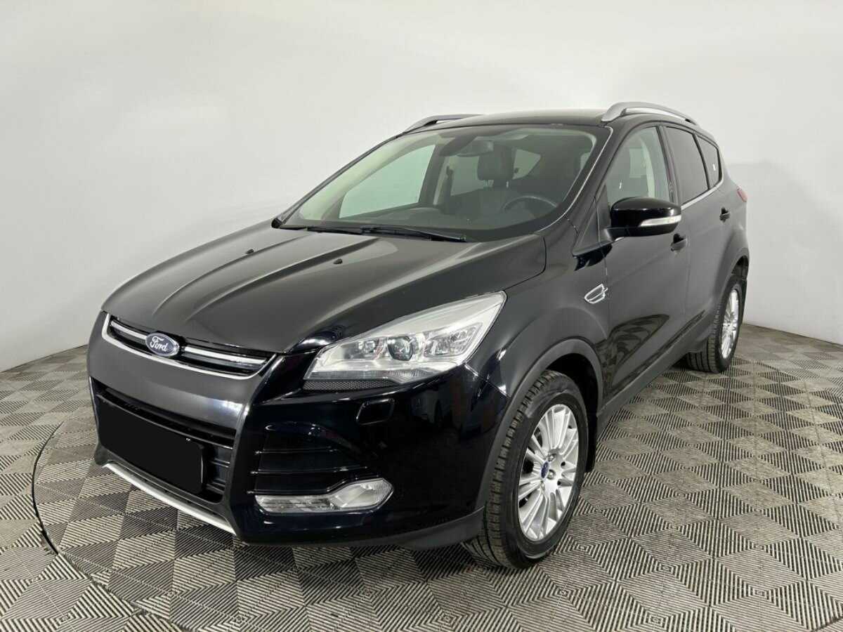 Ford Kuga 2015 года с пробегом. Посмотреть фото