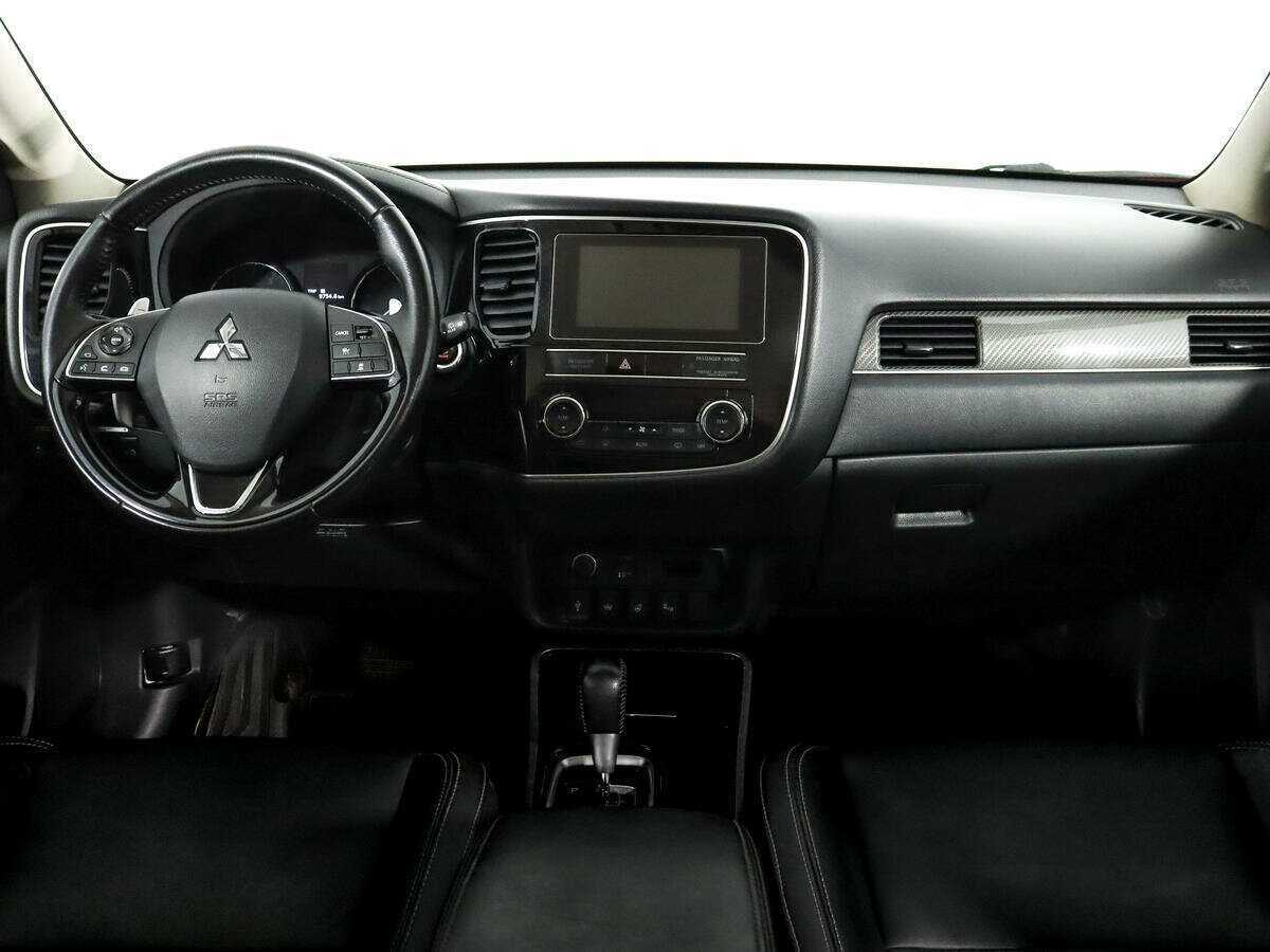 Mitsubishi Outlander 2019 года с пробегом. Фото: #10