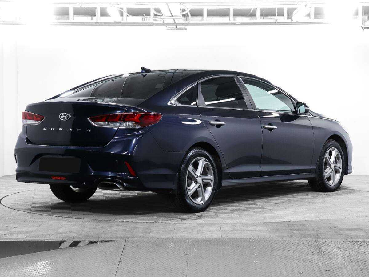 Hyundai Sonata 2018 года с пробегом. Фото: #4