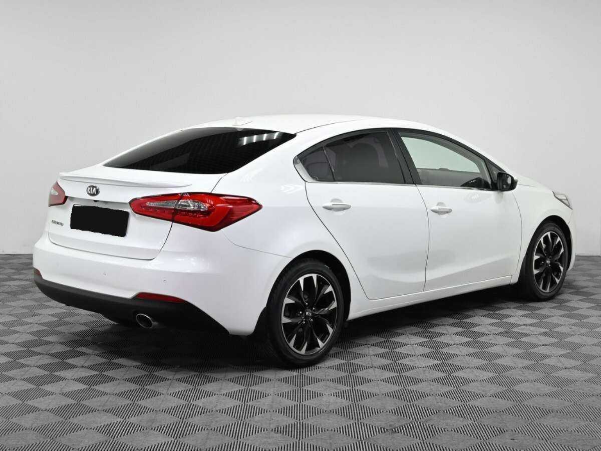Kia Cerato 2015 года с пробегом. Фото: #1