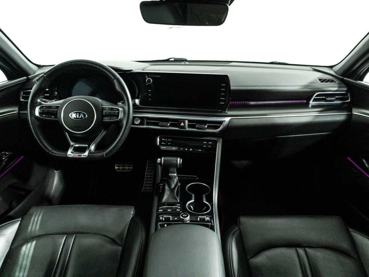 Kia K5 2021 года с пробегом. Фото: #12