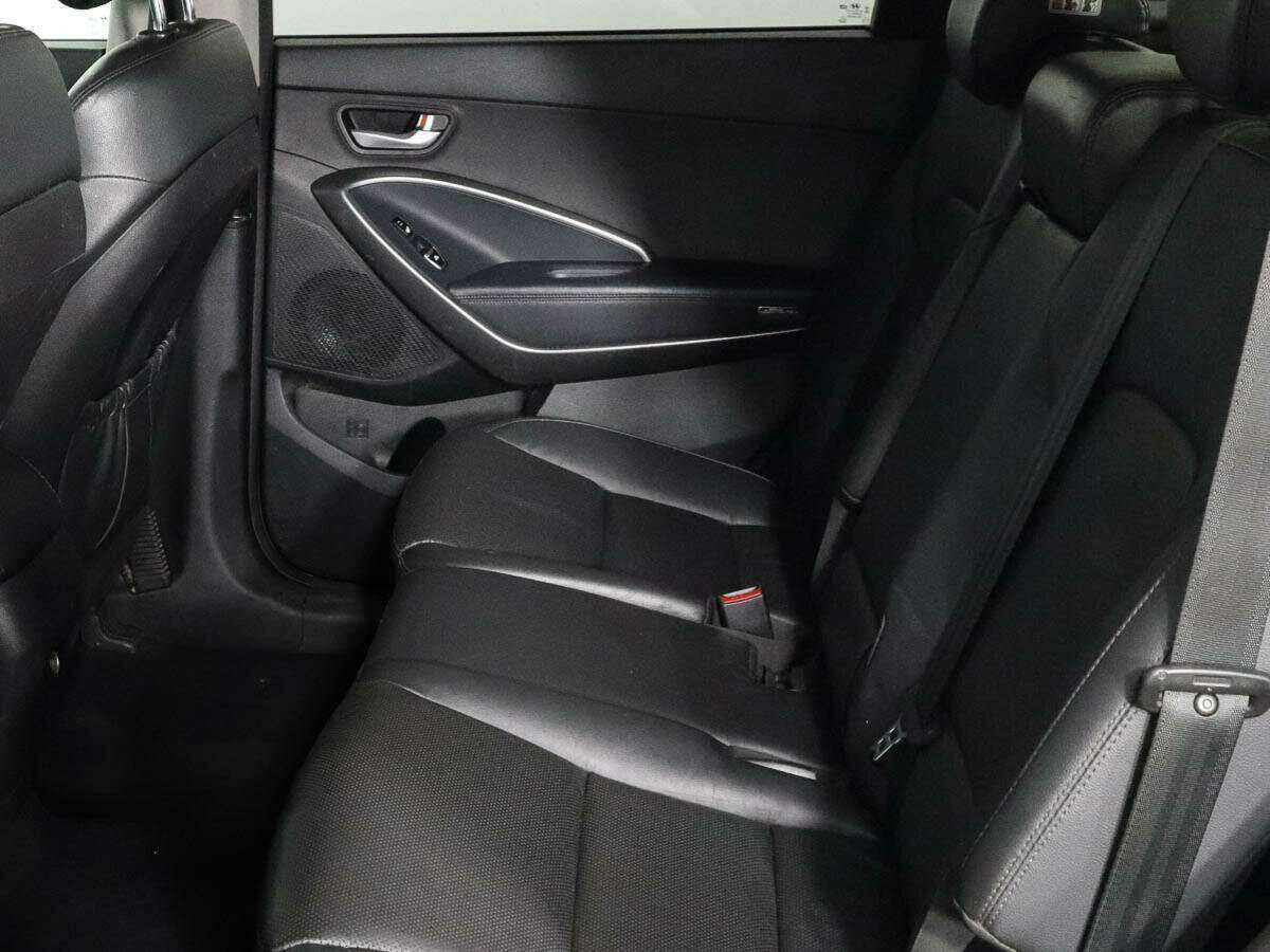 Hyundai Santa Fe 2015 года с пробегом. Фото: #7