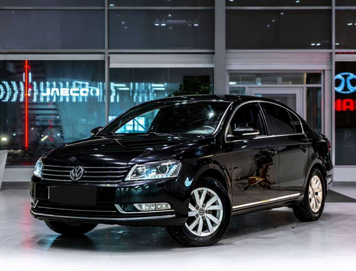 Volkswagen Passat 2013 года с пробегом. Посмотреть фото