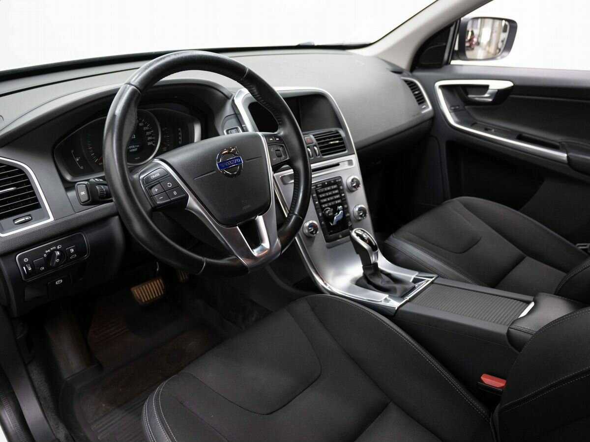 Volvo XC60 2017 года с пробегом. Фото: #6
