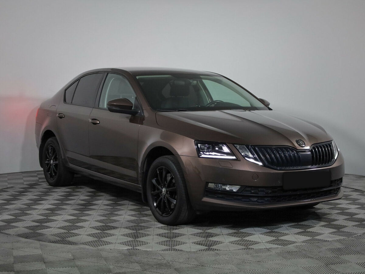 Skoda Octavia 2017 года с пробегом. Фото: #2