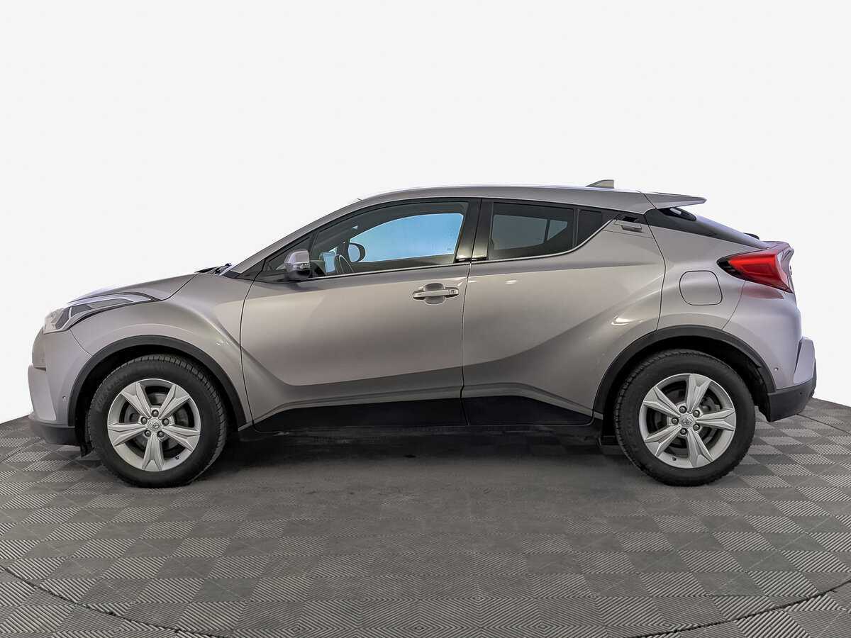 Toyota C-HR 2017 года с пробегом. Фото: #7