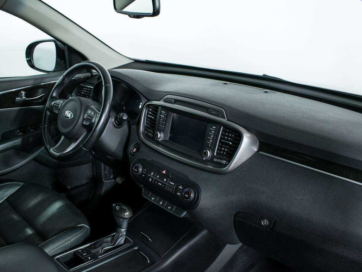 Kia Sorento 2017 года с пробегом. Фото: #8