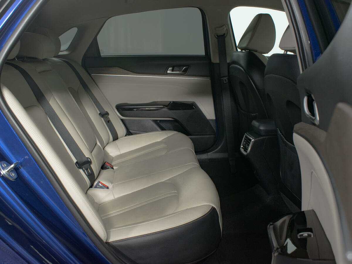 Kia K5 2020 года с пробегом. Фото: #12