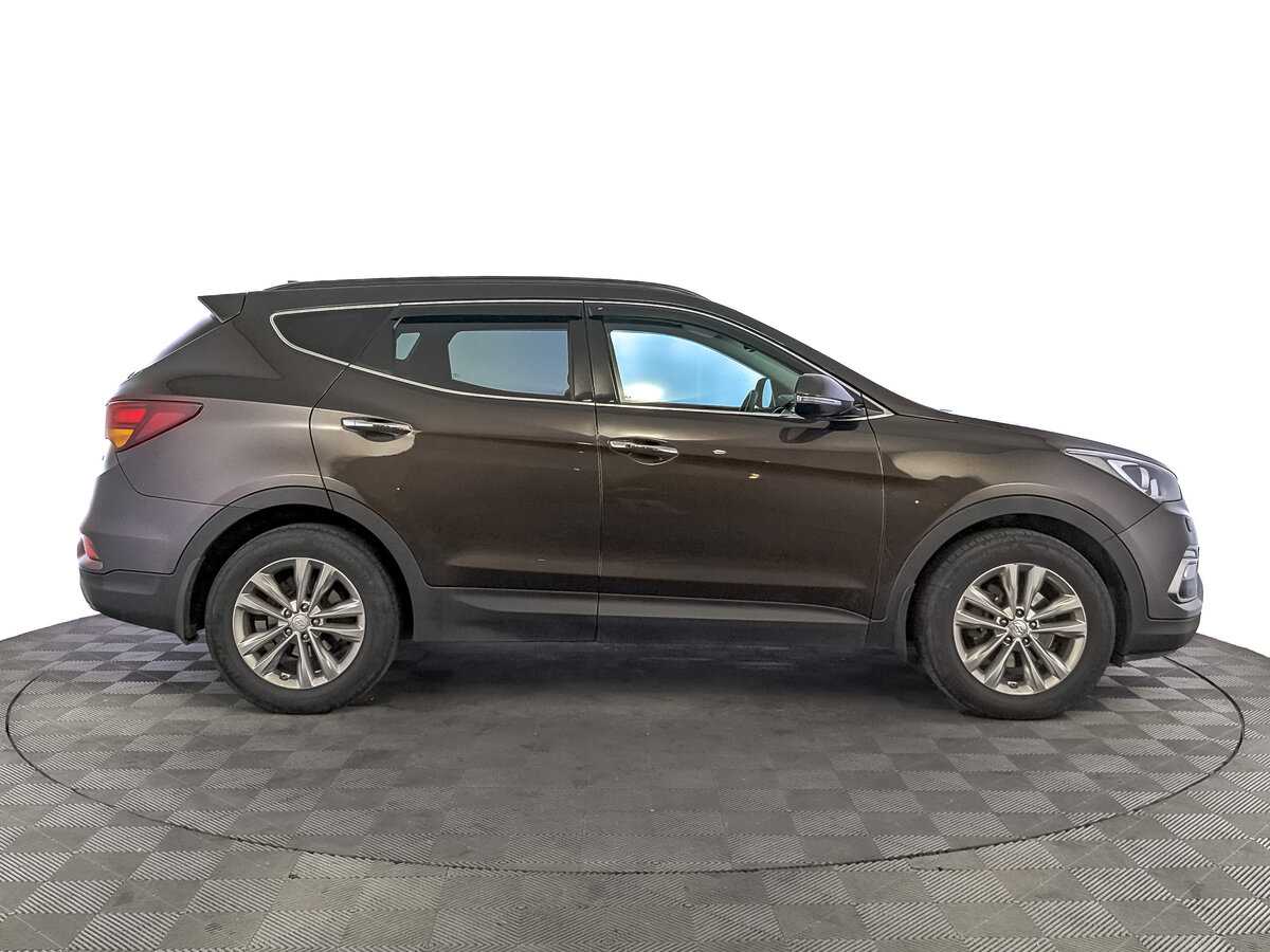 Hyundai Santa Fe 2017 года с пробегом. Фото: #3