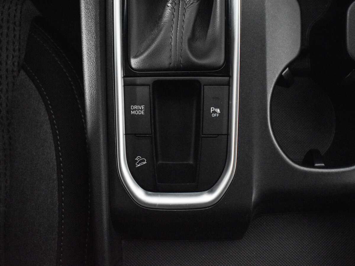 Hyundai Santa Fe 2018 года с пробегом. Фото: #8