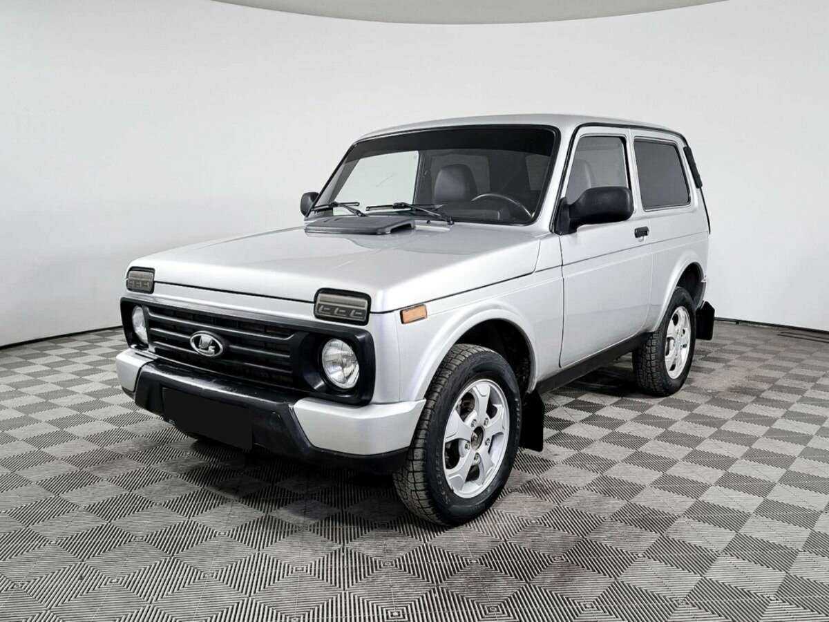Lada (ВАЗ) 2121 (4x4) 2017 года с пробегом. Посмотреть фото