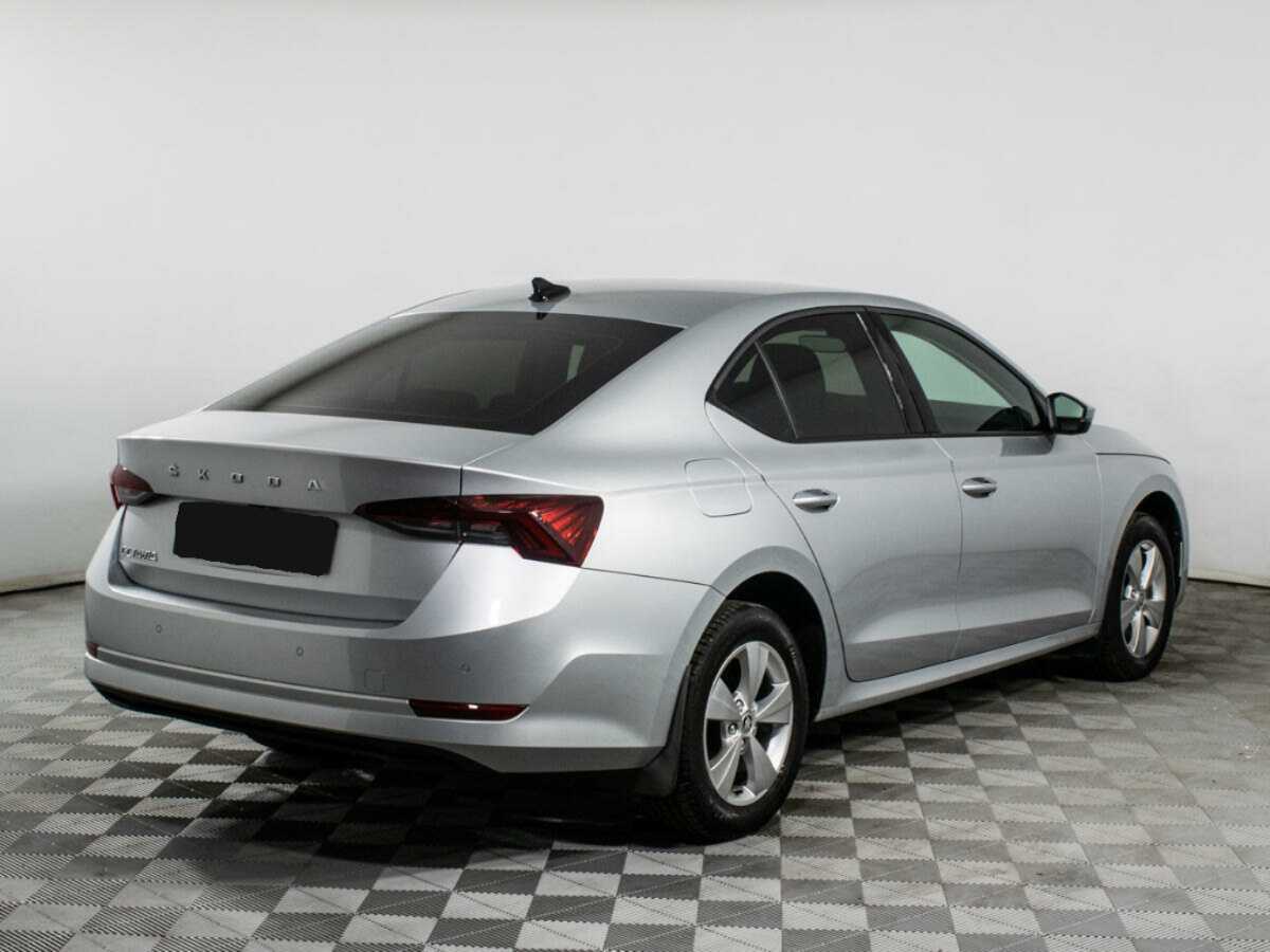 Skoda Octavia 2021 года с пробегом. Фото: #3