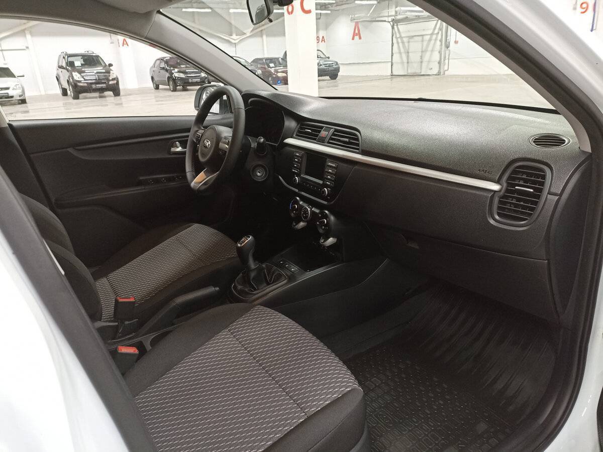 Kia Rio 2019 года с пробегом. Фото: #10