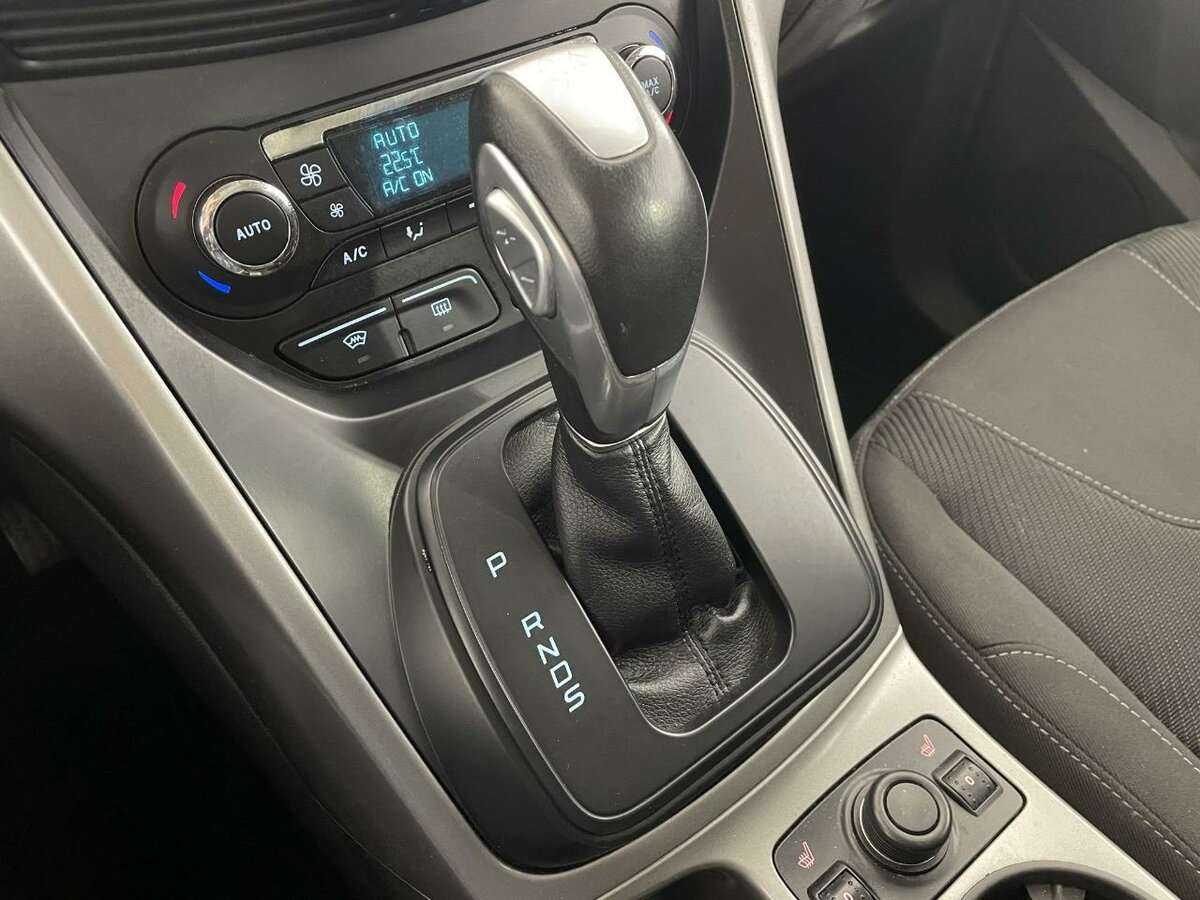 Ford Kuga 2013 года с пробегом. Фото: #12