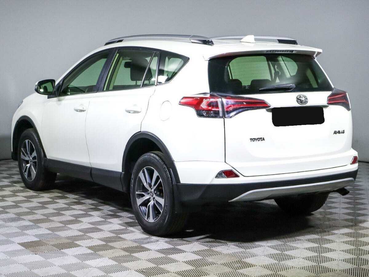 Toyota RAV4 2016 года с пробегом. Фото: #5