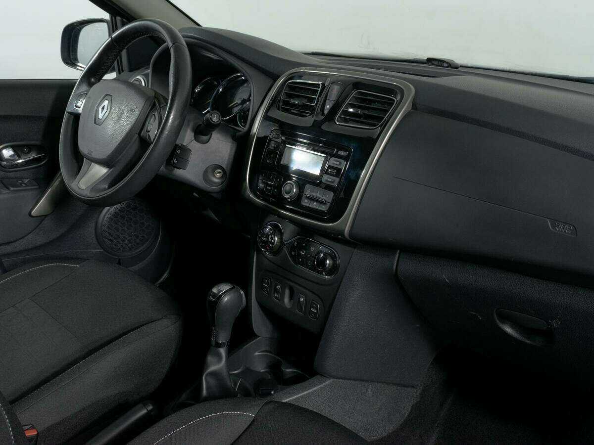 Renault Sandero 2017 года с пробегом. Фото: #6