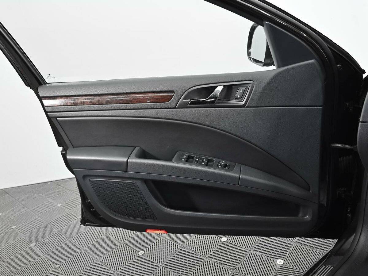Skoda Superb 2012 года с пробегом. Фото: #5