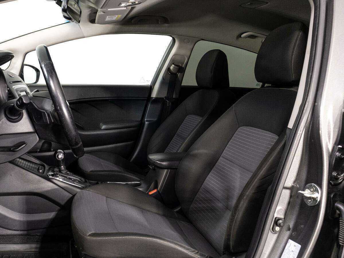 Kia Cerato 2019 года с пробегом. Фото: #12