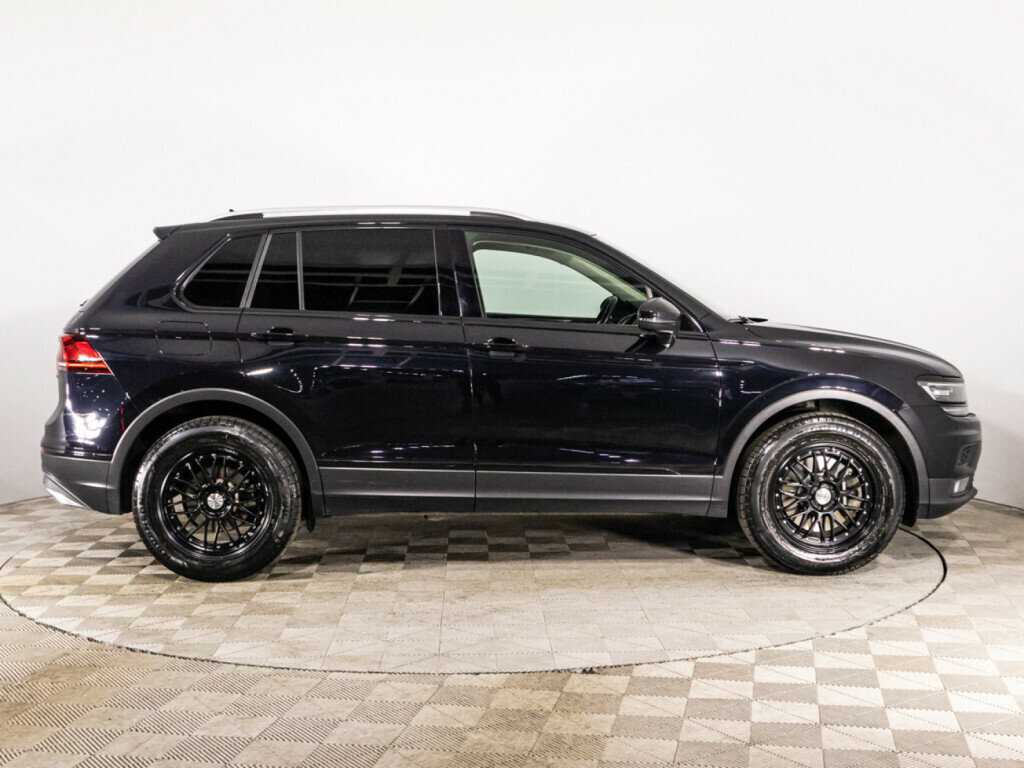 Volkswagen Tiguan 2018 года с пробегом. Фото: #3