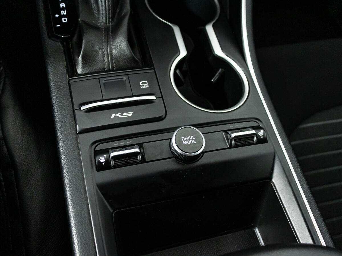 Kia K5 2021 года с пробегом. Фото: #17