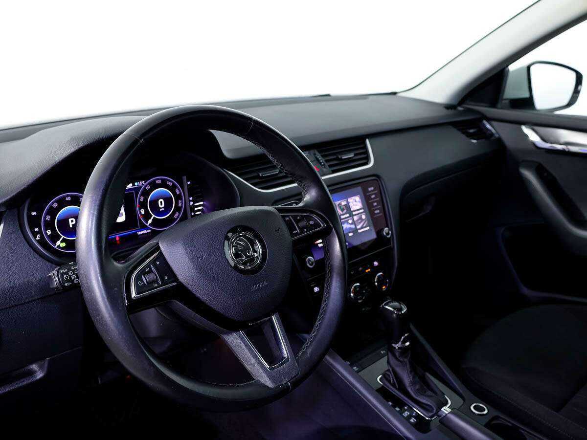 Skoda Octavia 2019 года с пробегом. Фото: #11