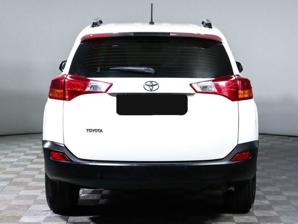 Toyota RAV4 2014 года с пробегом. Фото: #5
